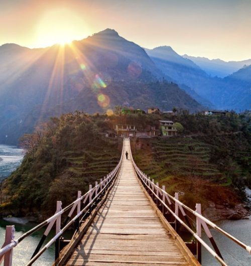 Beautiful,Island,And,Hanging,Bridge,On,The,Way,To,Manali,